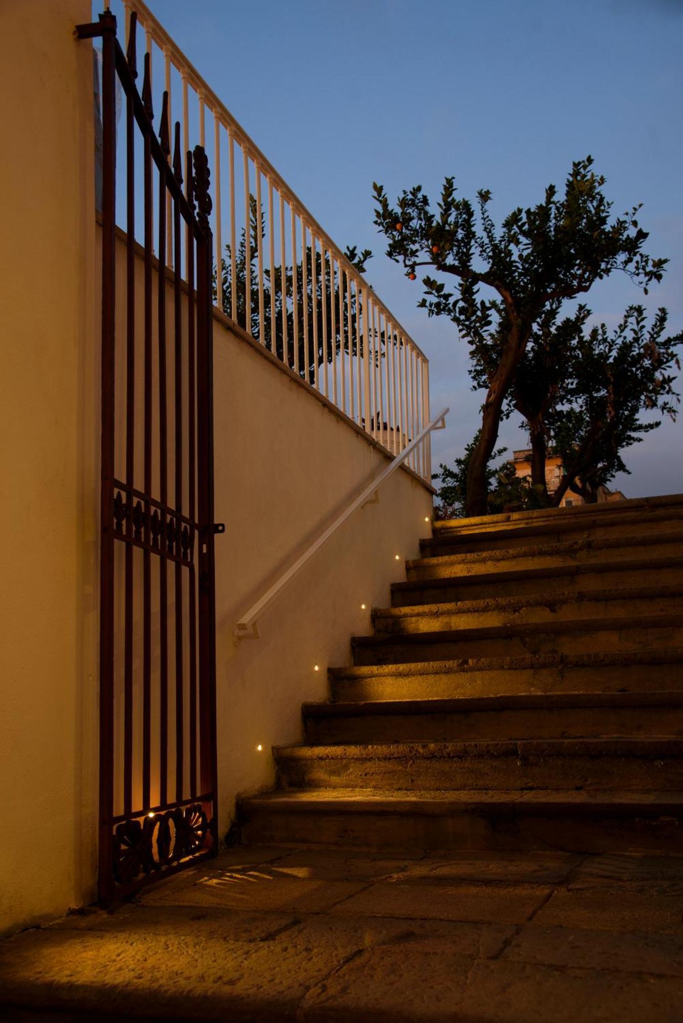 Vesuvius Palace Aparthotel Ерколано Екстер'єр фото